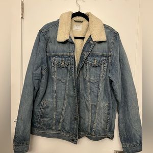XXL Old Navy Sherpa lined Jean Jacket. Used